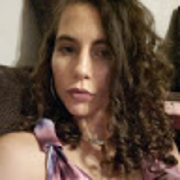 Meet your Posher, Jessica - Picture 1 of 1